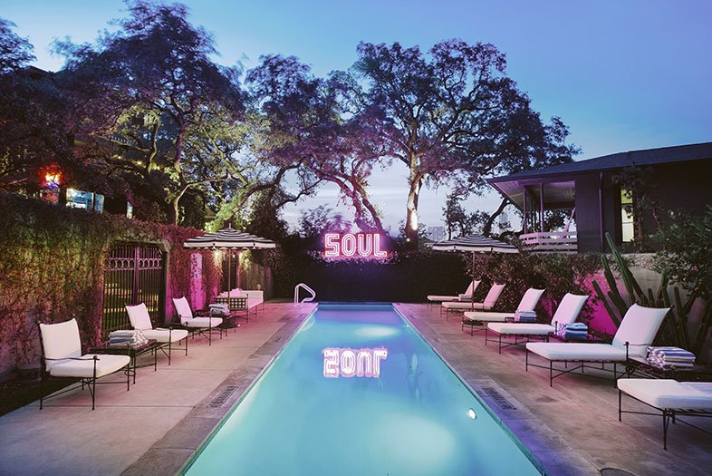 SanDiegoMag's tweet photo. Eat, drink, be merry & splash around with our #SDSummerTravel picks! https://t.co/pzPVWWd3Ta https://t.co/OuwBgULCzn