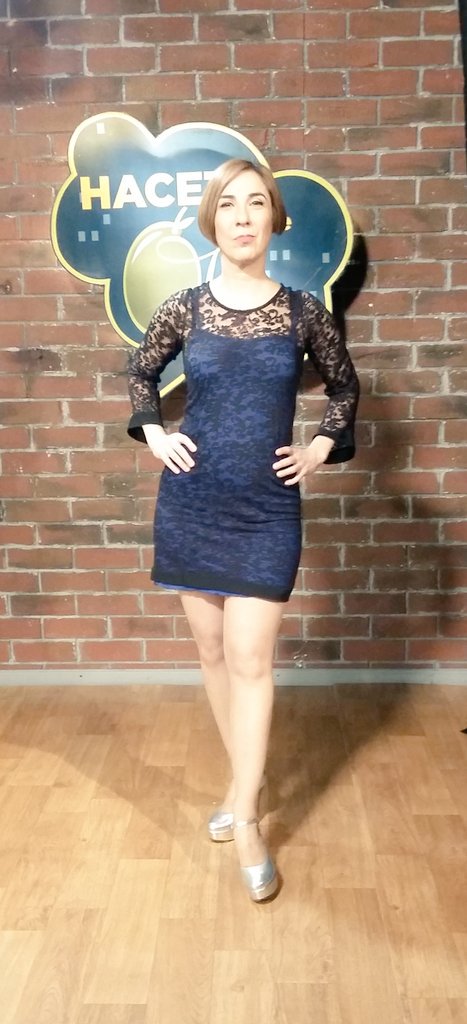 #LauraOliva by <a href="/VeronicaFarModa/">Verónica Far</a> zapatos <a href="/ZMicheluzzi/">zapatos micheluzzi</a> #HaceteDeOliva Styling <a href="/Eldavest/">Elda Ledesma</a>