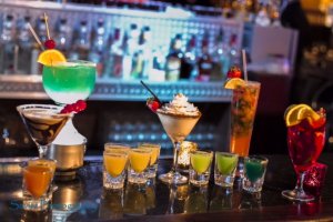 Friday: Now OPEN daily for lunch 11AM.

Happy hour specials
4pm-7pm and late night 10pm-1... yac.bz/wsAD