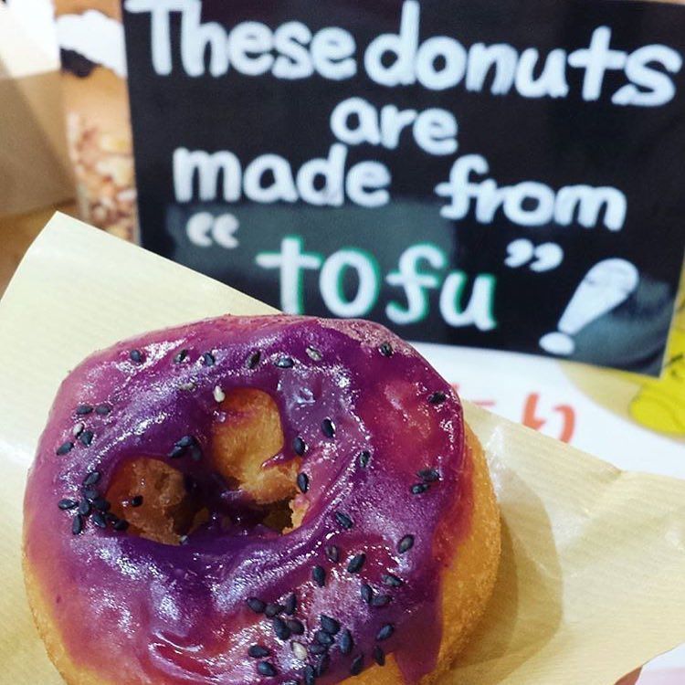 itzxmich's tweet photo. It's #nationaldonutday and we've got to get our hands on this ube flavored tofu donut! #re… https://t.co/TSY0mfA63b https://t.co/RJT4BtAyG4