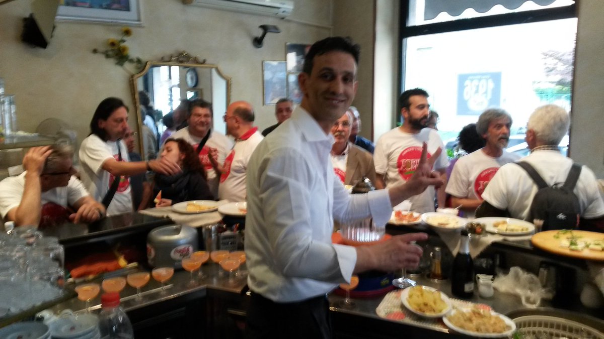 LucianoLupreg's tweet image. #Airaudo, ultimo giro in tutti i quartieri di Torino, qui Cir 4. Grazie. La parola ai cittadini. Vota To in Comune.