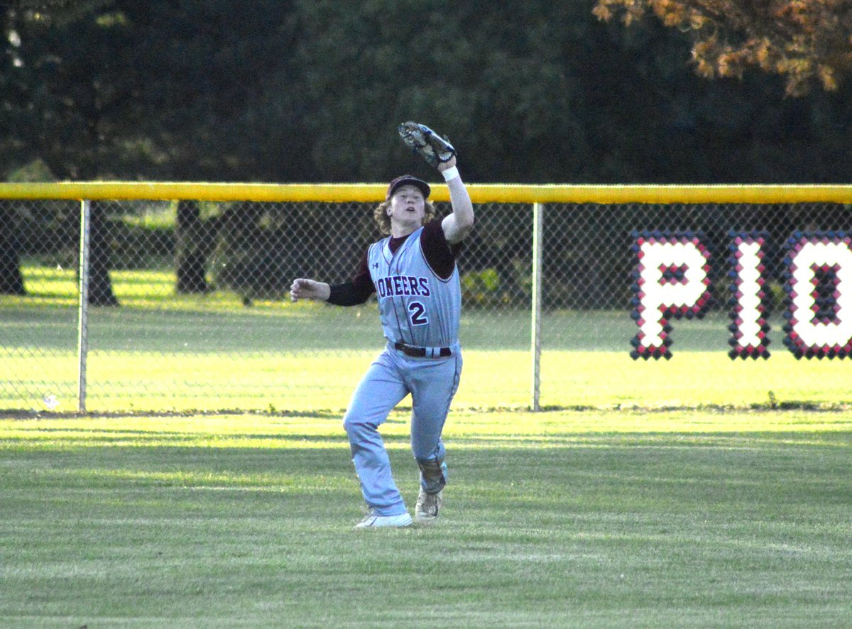 mattheinrix's tweet photo. He gone! @EckardMatt @NoahB_KillinIt @okobojibaseball https://t.co/078rTeHpBl