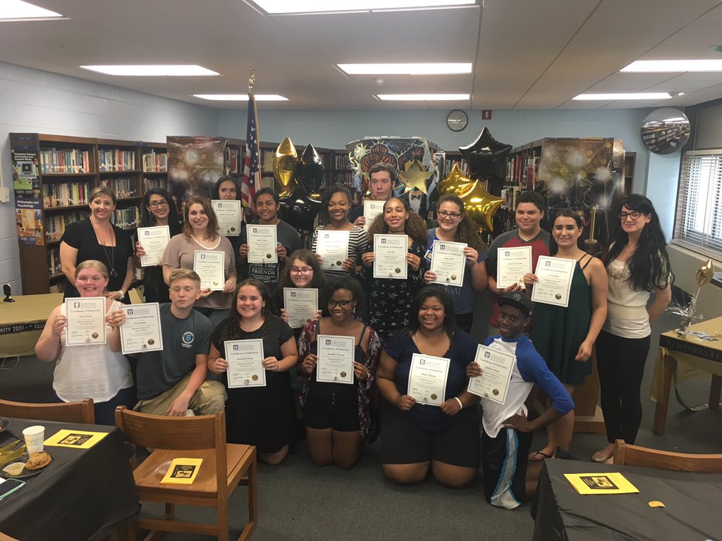 CopiagueDrama's tweet photo. Congrats to all of the thespians being inducted to the Honor Society!!!! https://t.co/XSkCwATIEX