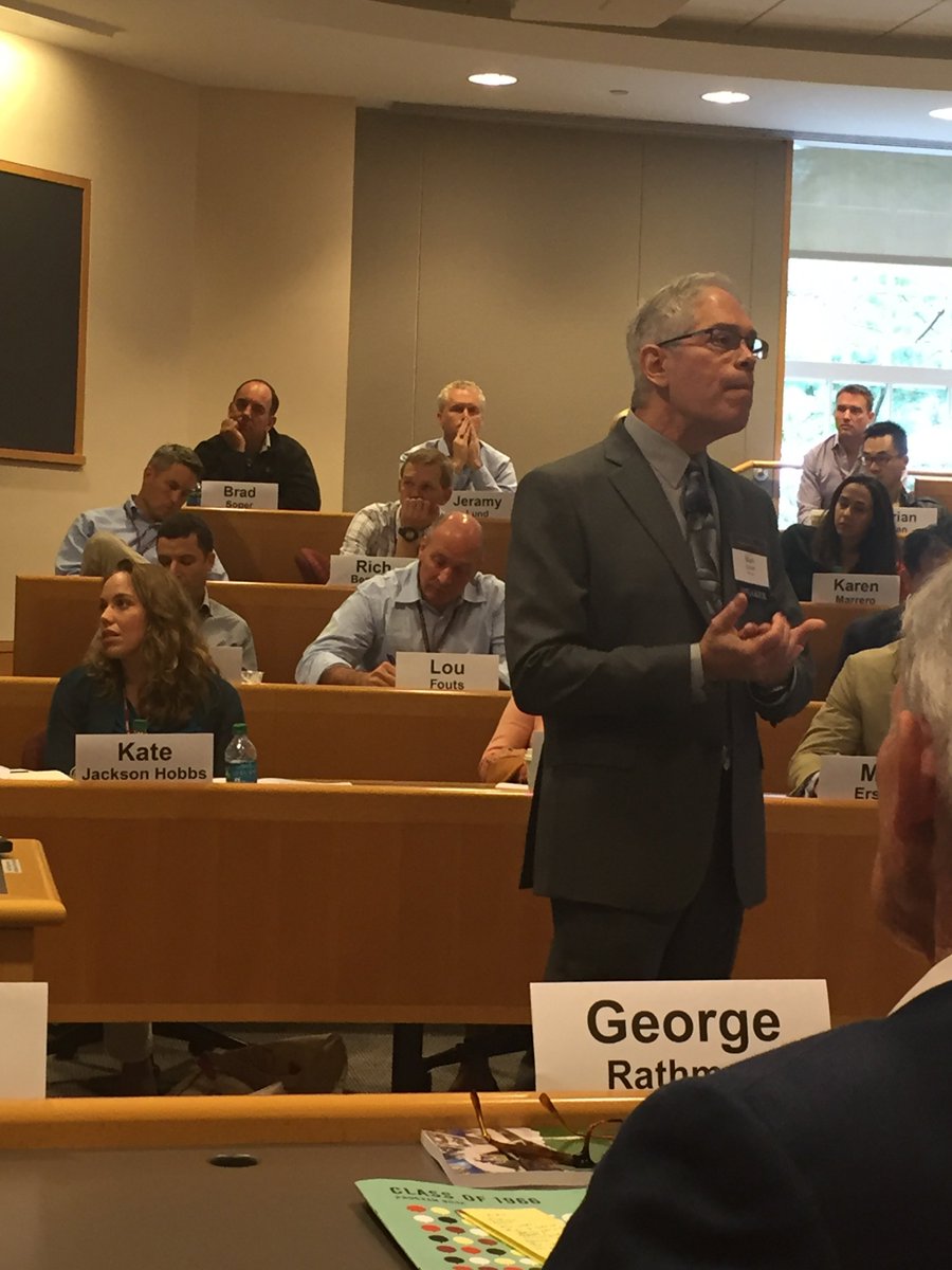 BusinessWarGame's tweet photo. Presenting today at #HBSreunion2016 on "Nice Start! Now What?" Business, success, life, &amp; autopilots. @HBSalumni https://t.co/zxFDNf2rnZ