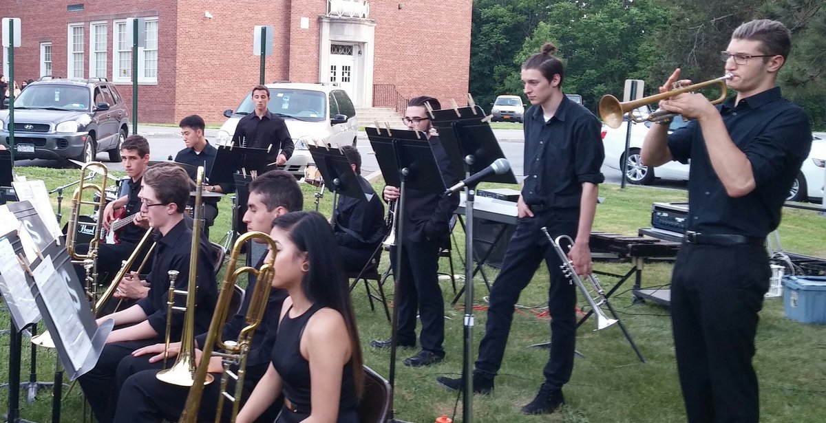 RichardHolod's tweet photo. Geoffrey Du soloing with the RCK Jazz Ensemble at the Night of Jazz concert plus more great photos! https://t.co/SAzRkRcnLc