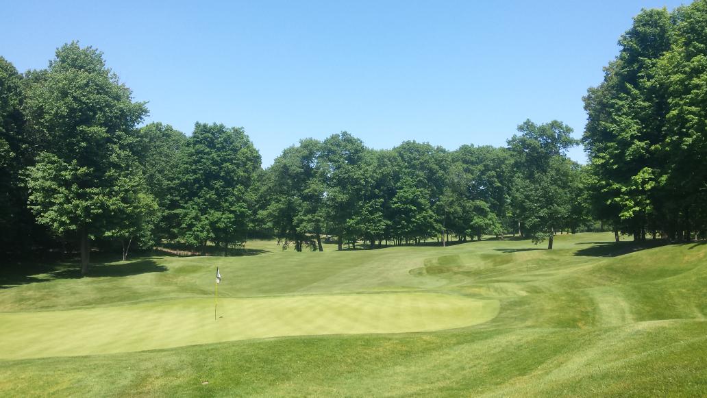 EVCCGrounds's tweet photo. What a beautiful day for the kick off of the member member tournament! https://t.co/05UdQm8Rl6