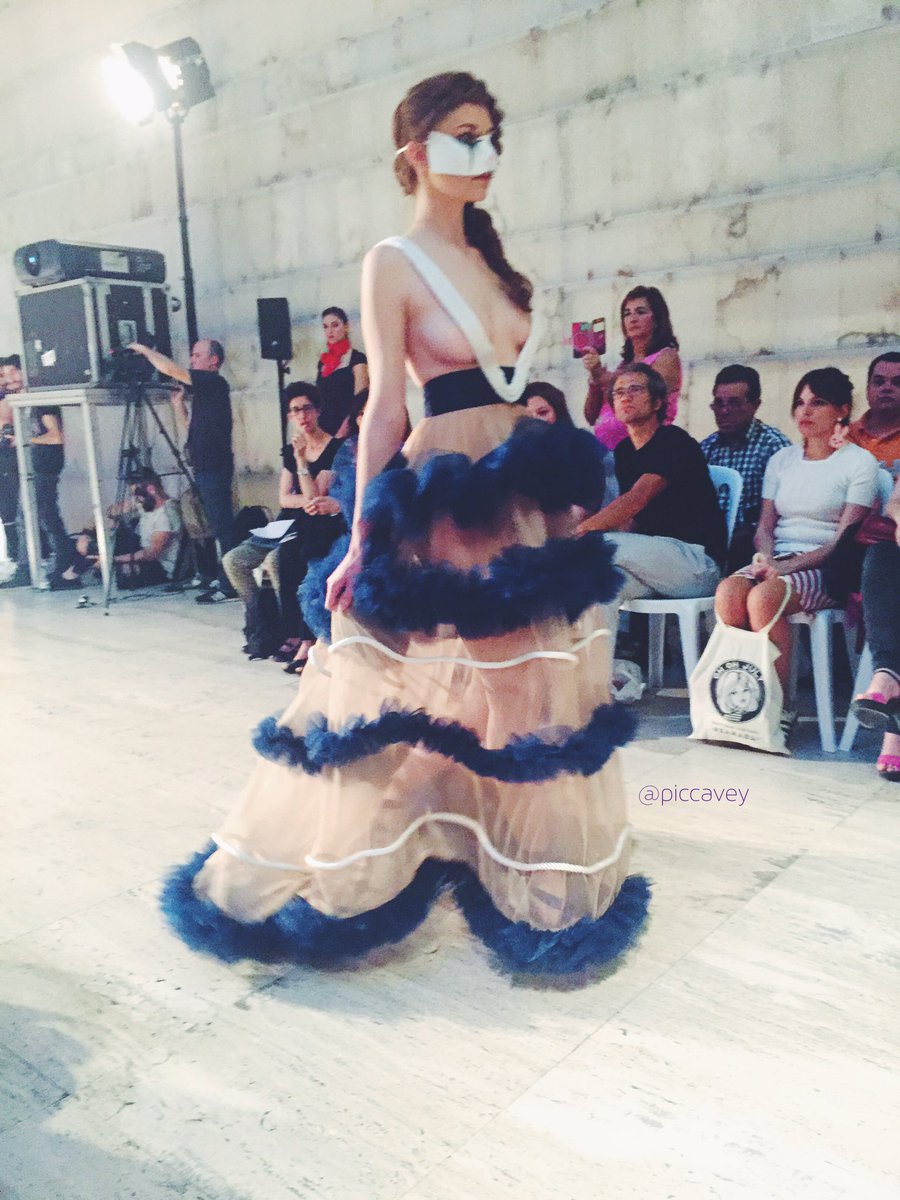 piccavey's tweet photo. Melania Mendoza closes the Young designers catwalk at #pasarelafortuny with Cirque and a ton of creativity https://t.co/oKT7pudG6i