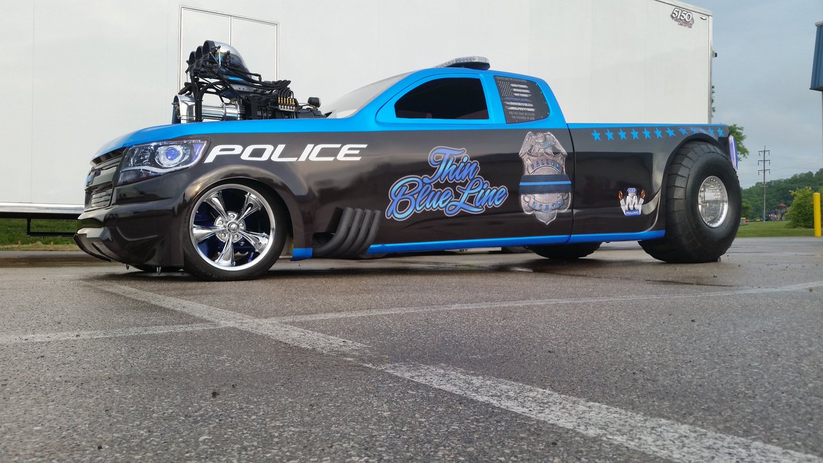 M3Pulling's tweet photo. Franklin KY with @ProPulling debuts #TheThinBlueLine tonight. https://t.co/QSkdNixYqz