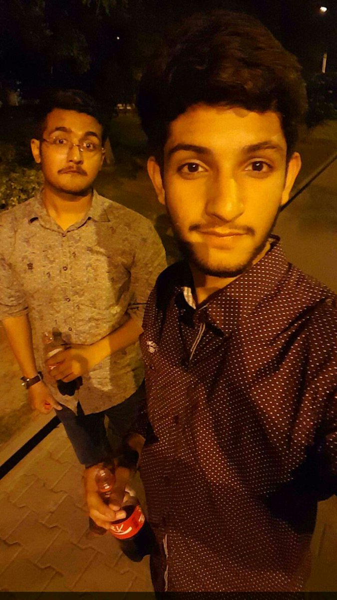 Zeeshan_Irfan1's tweet photo. Night walk @LUMS @Throwathon @Zeeshan_Irfan1
#THROWATHON #hackathon #2016 #startups https://t.co/k8b3DYz7JJ