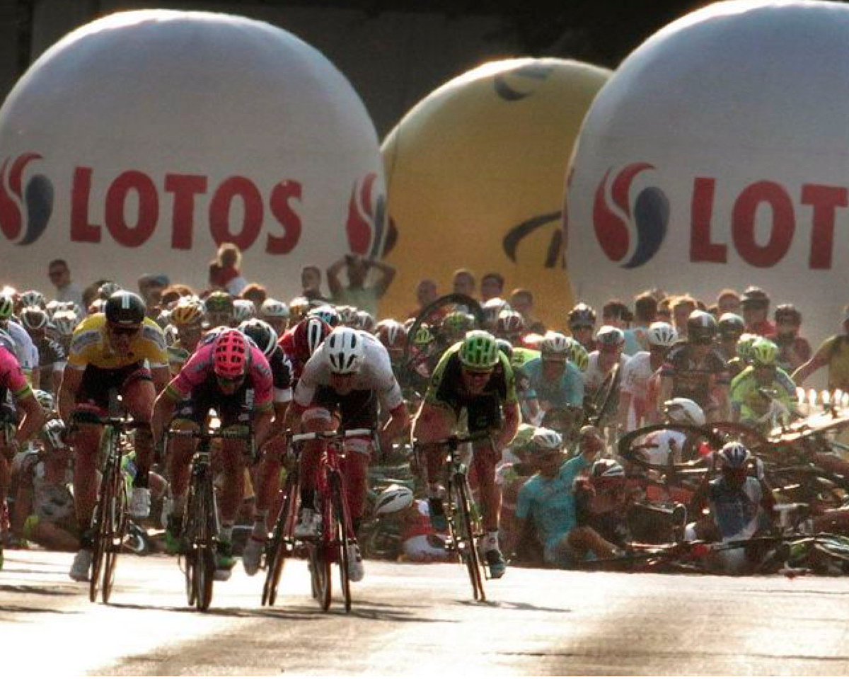 cyclingtips's tweet photo. Blueprint for rider safety: The measures the pro riders’ assoc. wants UCI to adopt https://t.co/diuznoL6S5 https://t.co/jAInxtSfRv