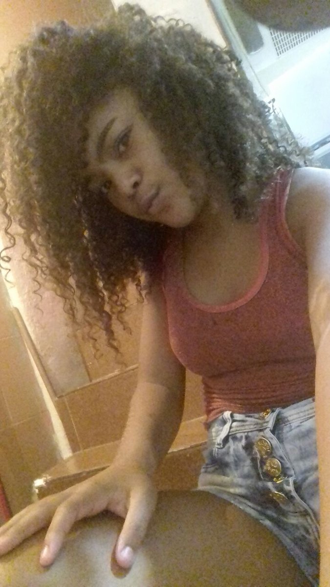 LuannyVitoria3's tweet photo. Adoro Me ver assimm rsss Leozinhaa ❤❤😘😂 #Feiona #Jubaa https://t.co/TZzESZWpwp