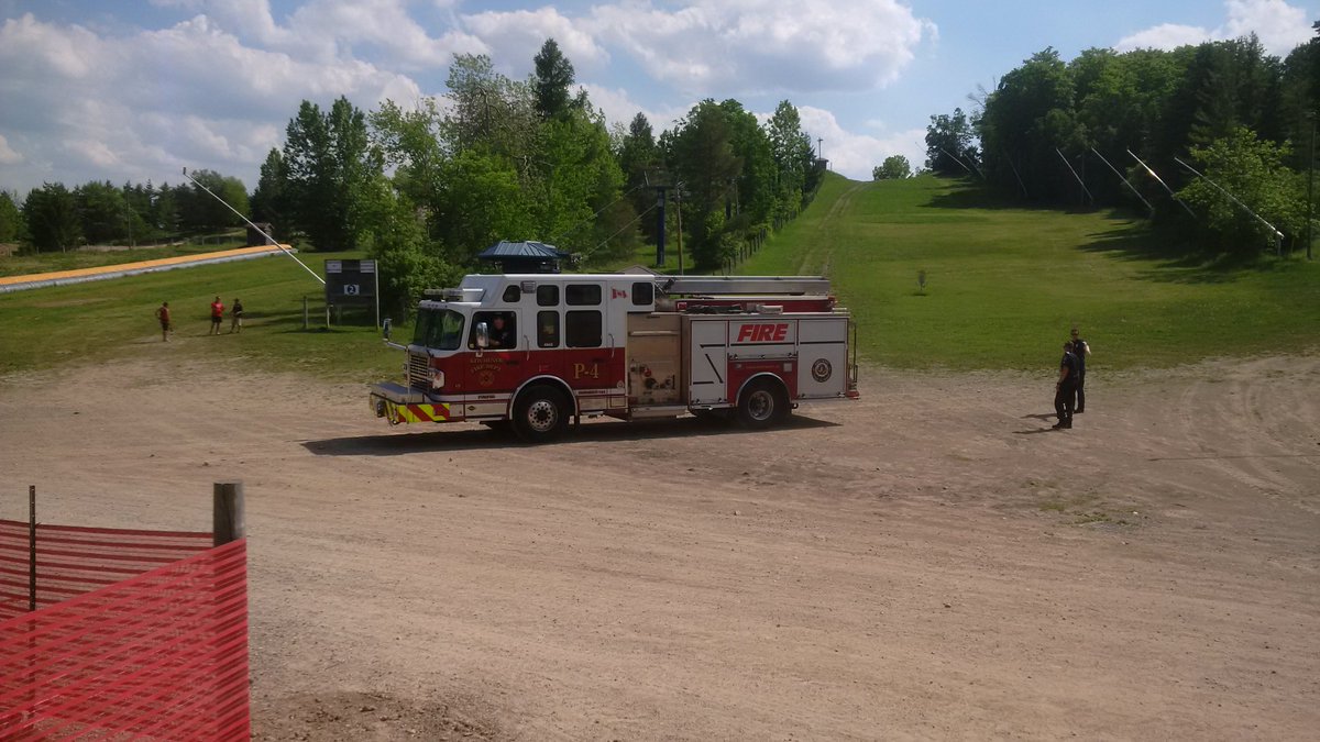 snapdKW's tweet photo. @KitchenerFire have arrived @Chicopee_Resort to help @schoolsoutkw raise $ to send some great kids to camp! https://t.co/ECfr6oTKqO
