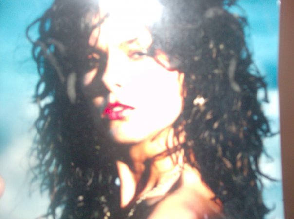 UniversalMakeUp tweet picture