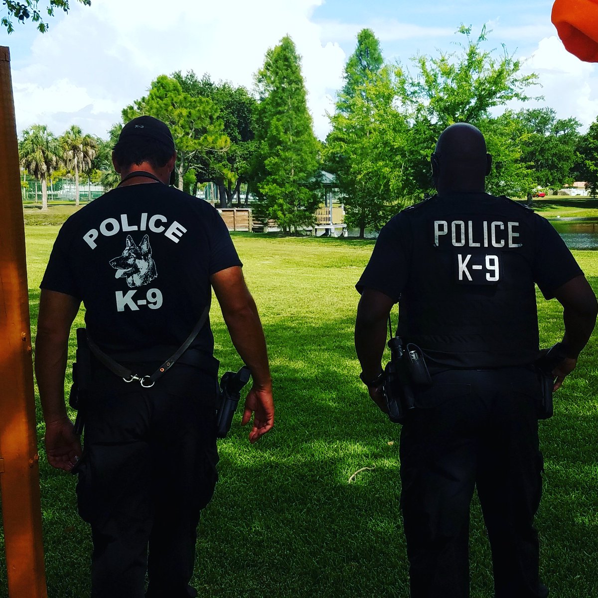 BeTheChangeLuv's tweet photo. #wearorangestpete #wearorange #Enough #NotOneMore #CommonSenseGunLaws  #NationalGunViolenceAwarenessDay @MomsDemand https://t.co/Q4VNUVQtse