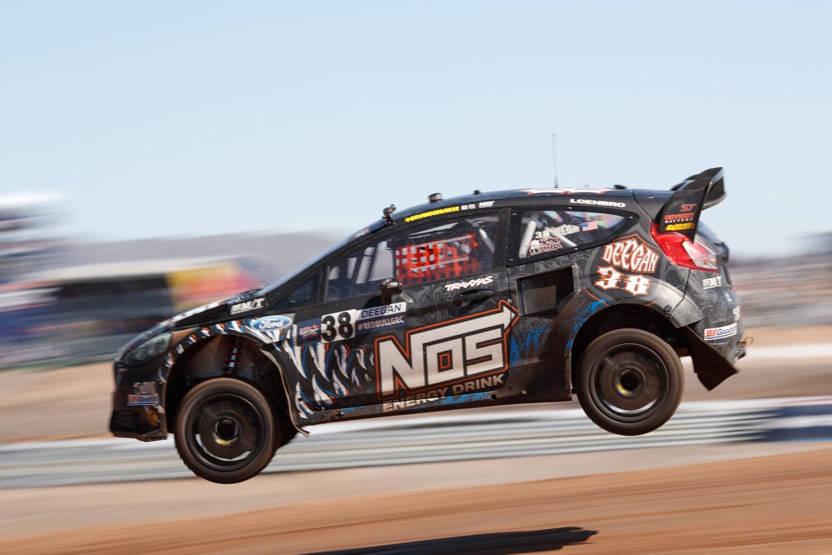 FordRacing's tweet photo. Ever wonder what it's like to ride in a #RedBullGRC Fiesta ST? The @Jalopnik team shows you: https://t.co/b98cefHuQ6 https://t.co/Duttq3h7Ly