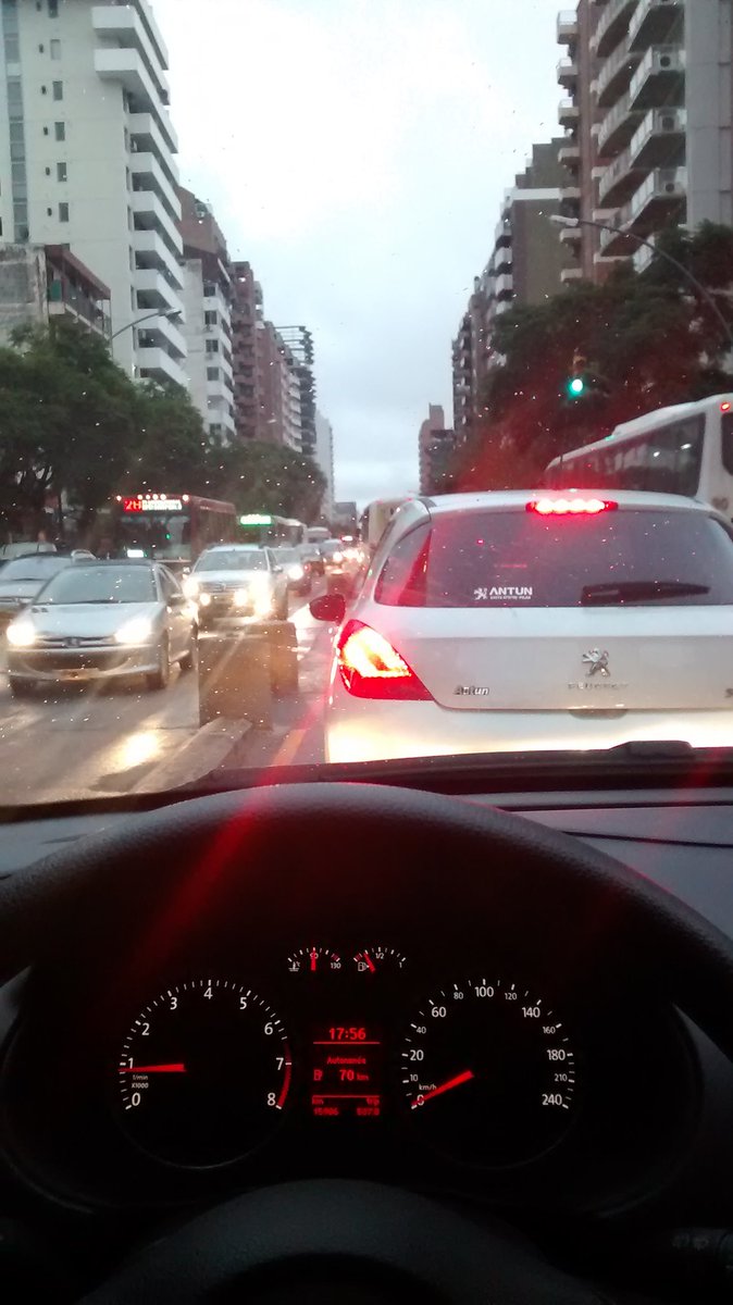 ropomunini's tweet photo. Último día de tráfico! https://t.co/96C7XiLZuz