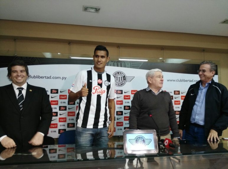 ABCDeportes's tweet photo. Un Óscar para Libertad

https://t.co/cXeD40Czah https://t.co/UigdMXr9br