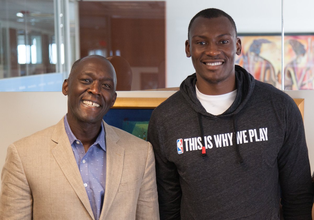 Diop_IFC's tweet photo. Great discussions on #Sport4dev with @bismackbiyombo0: @NBA champion &amp; role model for #Africa’s youth #biznation https://t.co/fADOwqlrlc