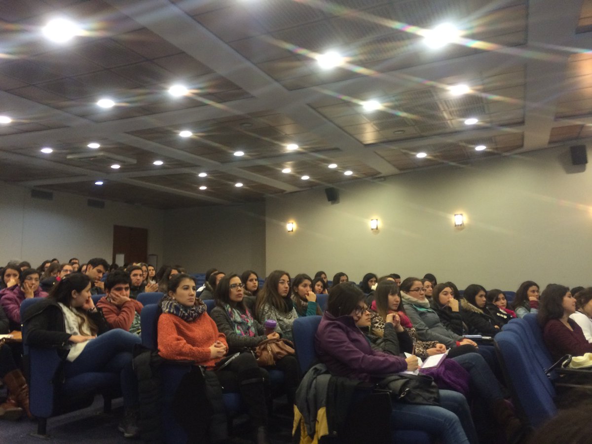 fundconvivir's tweet photo. Gracias @PaulieNutri @NutrirSano fue una exitosa jornada y gran asistencia a pesar de la lluvia :) https://t.co/W6hpMIAnej