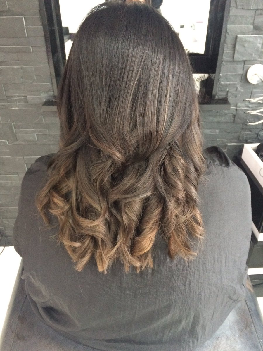 theaviarysalon's tweet photo. #leighonsea #hair #salon #ash #brown #new #salon https://t.co/GzU689ZaTu