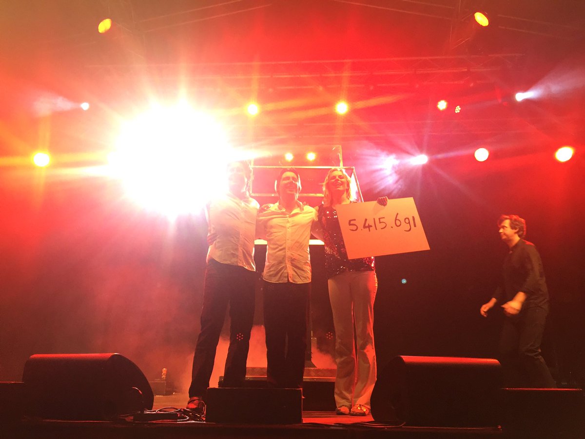 Stg_Roparun's tweet photo. Opbrengst van #Roparun25 is
€  5.415.691! Wat een fantastisch bedrag voor #palliatieve zorg voor mensen met kanker. https://t.co/uoSnrlLYN1