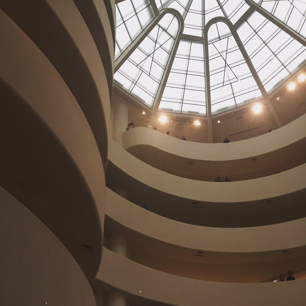 Mpyrifera's tweet photo. Finally got to go inside 1 of my favorite buildings. The design was inspired by a snail shell. #parasiteeyeview https://t.co/cQQsu4liI7
