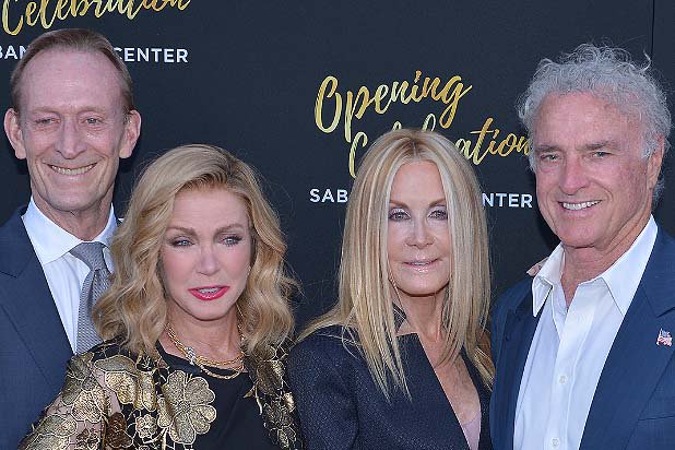 tvanita's tweet photo. .@TheDonnaMills &amp; #KnotsLanding cast help @TelevisionAcad celebrate 70th anniv. https://t.co/MvLtsFF5xZ @ladailynews https://t.co/Xhj0xsQJ57