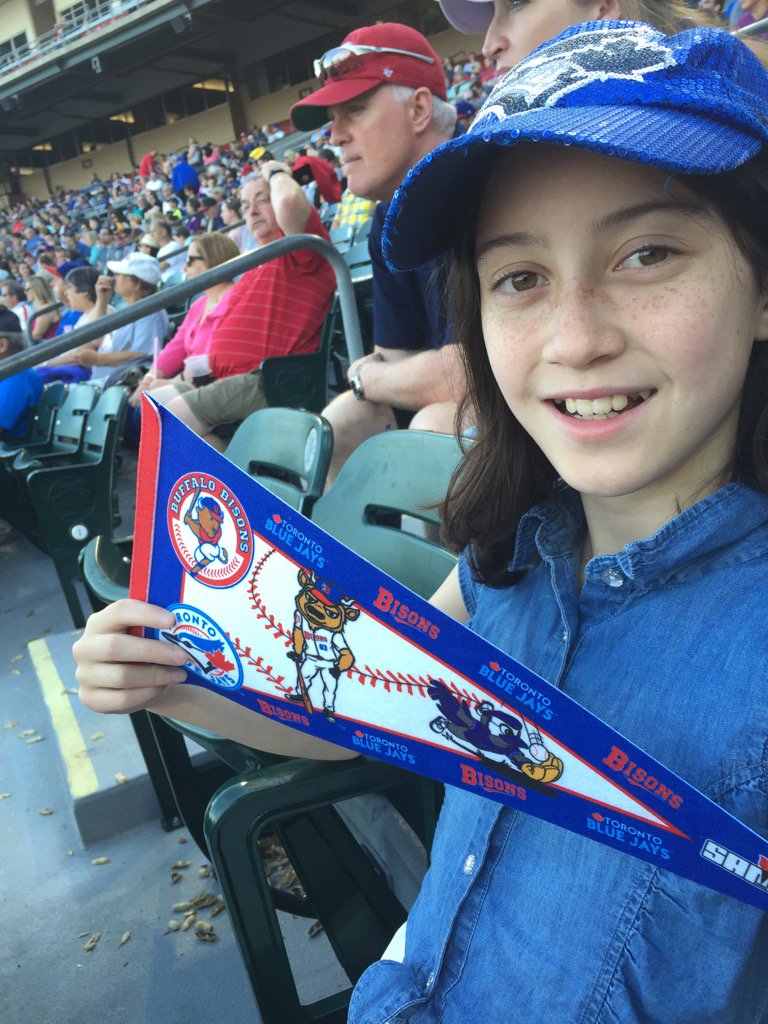 nfitzgerald1970's tweet photo. #HaveFunBeSafe with the @BuffaloBisons - great night at the ballpark! https://t.co/gUEUyHEayy