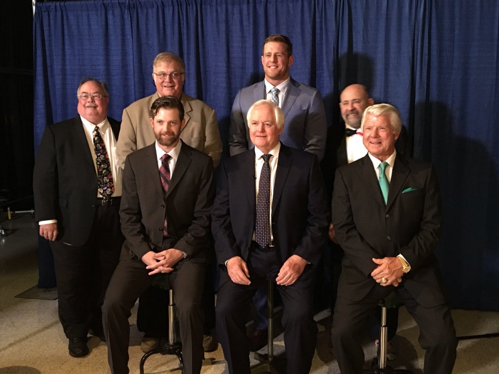 CkEKUr8UkAEAy-7.jpg:large