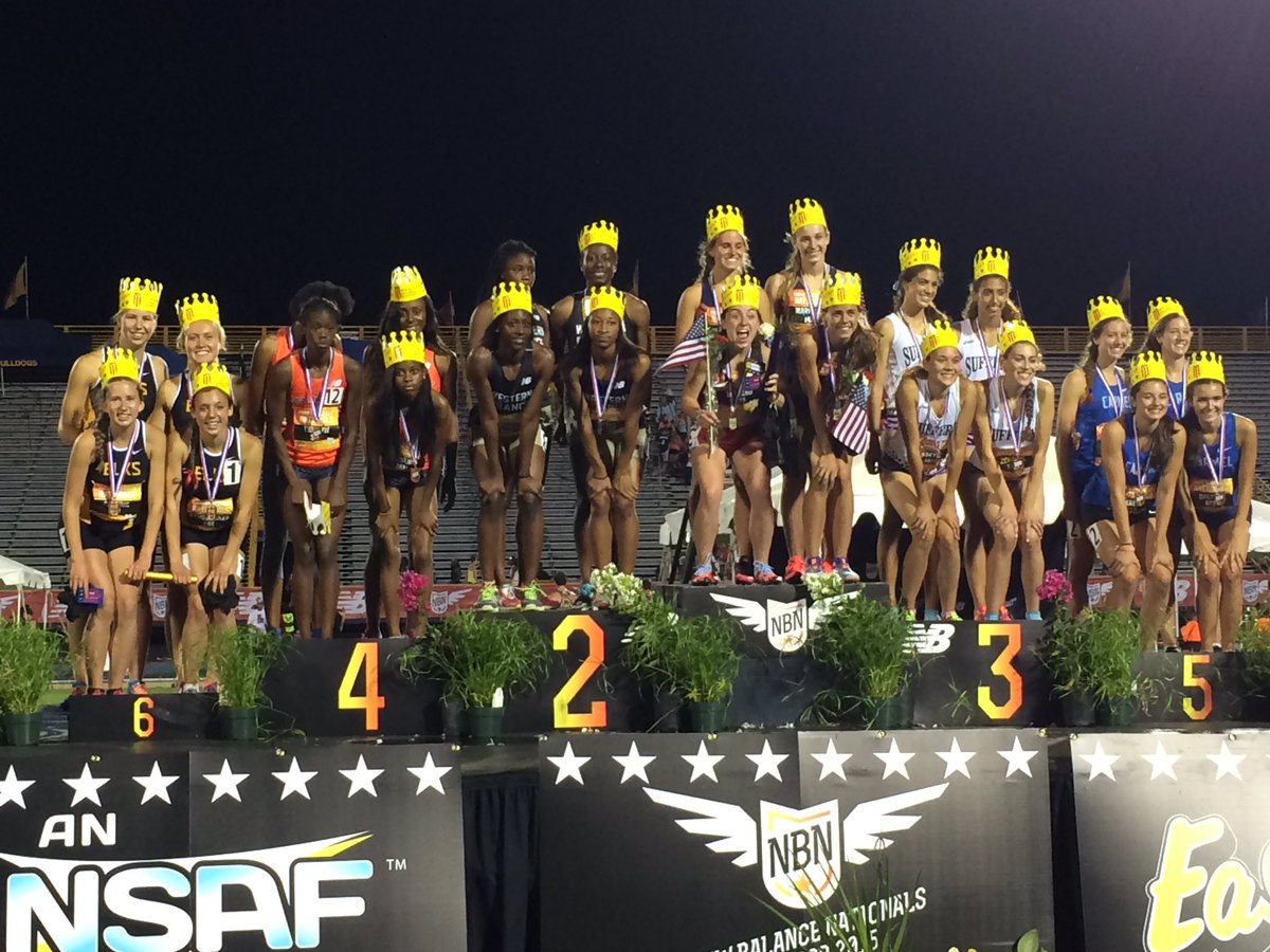 CHSGirlsXC's tweet photo. Just 1 yr separates 9:00.8 &amp; 9:03.9 with 7 different girls!   Hard work &amp; trust pays off!   @OHMileSplit @milesplit https://t.co/3CGyaHMcs1