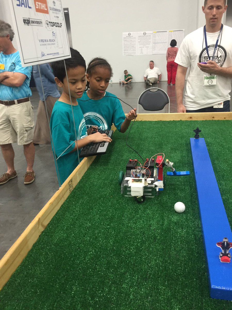 santossafari's tweet photo. Team DemiGolf.  @vbHolland #vbtrifecta2016 https://t.co/ZHshn3lWF2