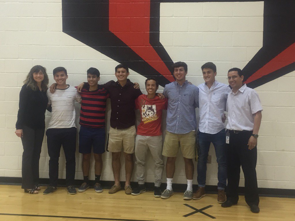 Shout out to our Seniors at the banquet last night. Owais we missed you. Thanks for all of your many contributions.