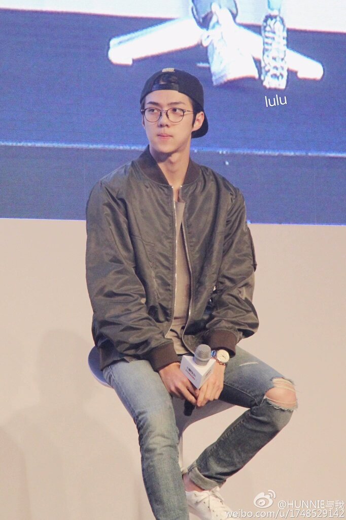 sehunspics's tweet photo. https://t.co/ucYO3uorGM
