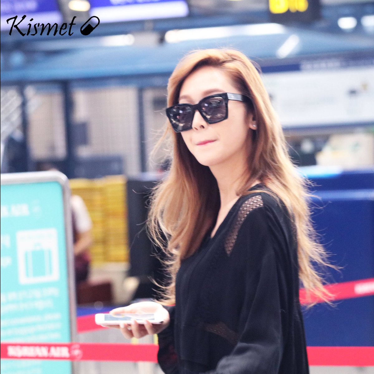 [PIC][19-05-2016]Jessica trở về Hàn Quốc vào trưa nay CkEb2rNWYAAvYQs