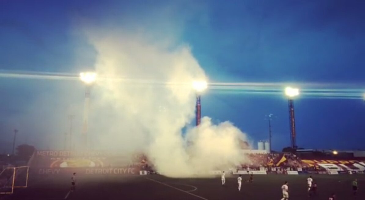 AmericanCasual1's tweet photo. Northern Guard (Detroit City FC) #RustBeltDerby #vytautasmalesh #nicolestjohn #ig https://t.co/HXrcOS0DCm