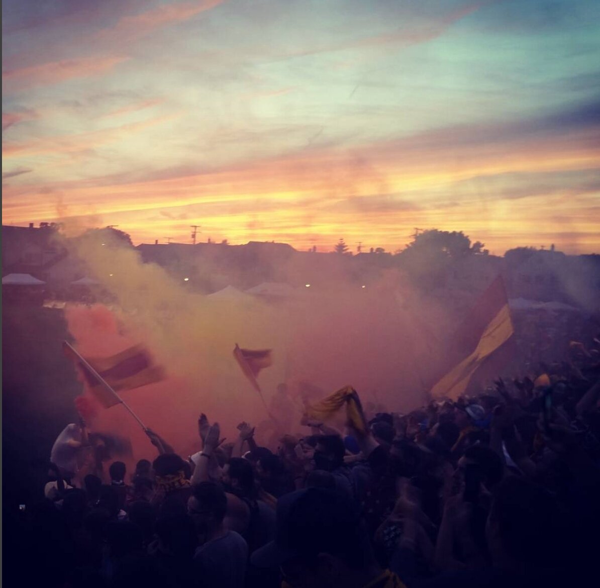 AmericanCasual1's tweet photo. Northern Guard (Detroit City FC) #RustBeltDerby #vytautasmalesh #nicolestjohn #ig https://t.co/HXrcOS0DCm