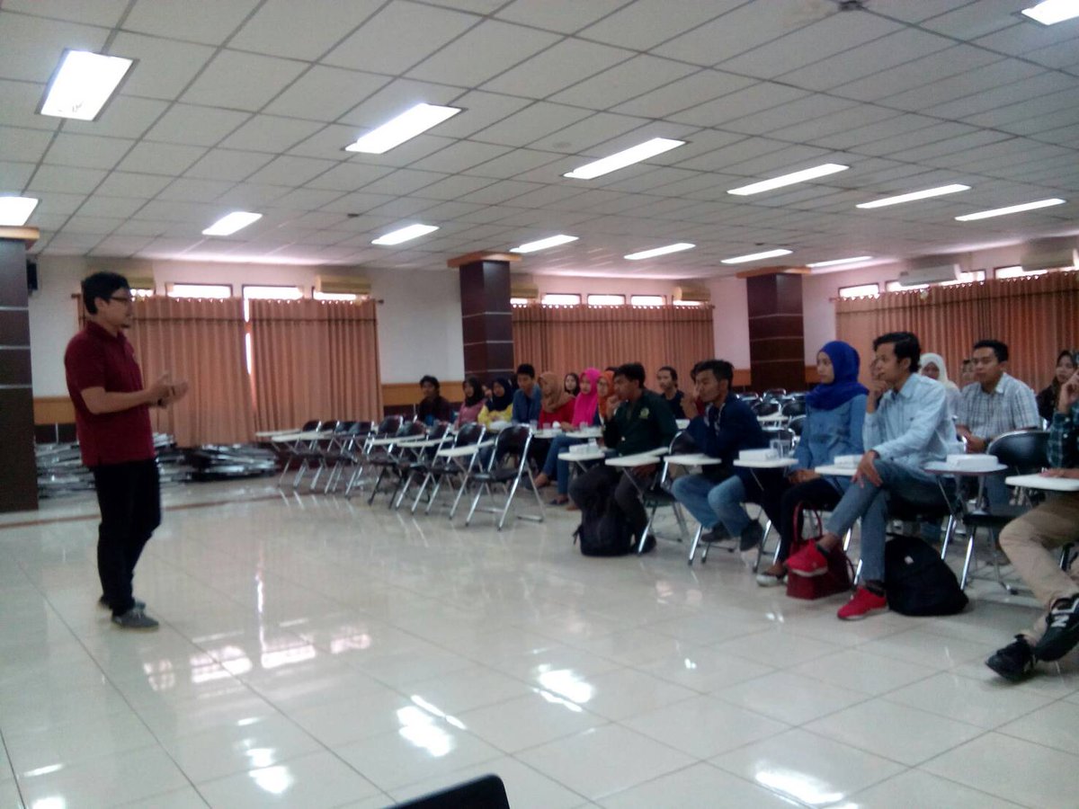 ruangintegritas's tweet photo. (LIVE REPORT)

Sekolah Integritas bersama Himpunana Mahasiswa Ilmu Politik Universitas Airlangga, Surabaya. https://t.co/JYGeuDFRsK