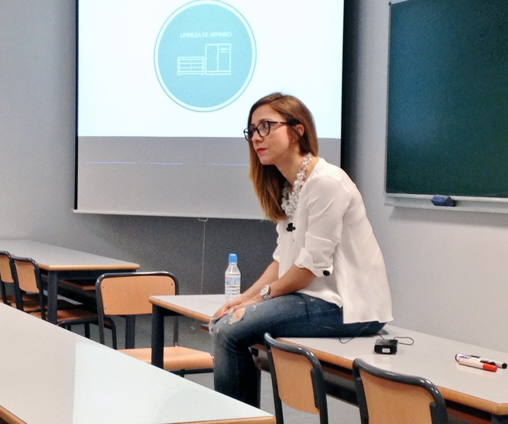 marketingupv's tweet photo. Mañana de sábado con la sesión de Dirección de #Comunicación con Beatriz Carceller de @MTNGMustang en #macom7 @UPV https://t.co/s1EDo19TZe