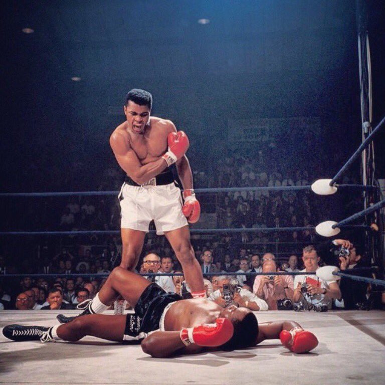 O sadece efsane bir boksör değil, eşitlik, savaş özgürlük konularında duruşu olan birisiydi .O yüzden kahramanımızdı