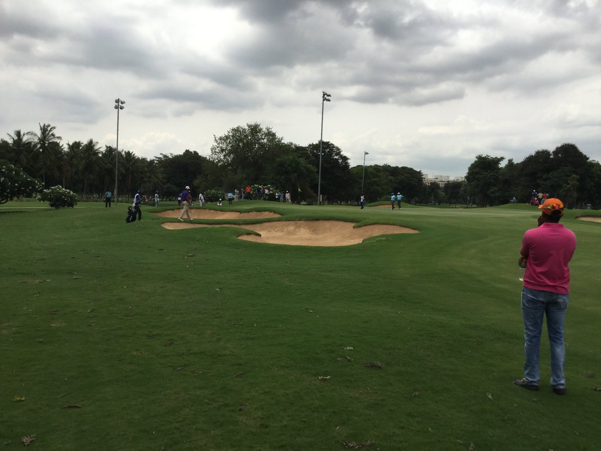LP_Cup's tweet photo. Par 4 17th: 2nd shot-  @gagsbhullar  on greens, Amardip bunker, Khalin still on fairway. #lpcup2016 #lplouisphilippe https://t.co/60646OBLa1