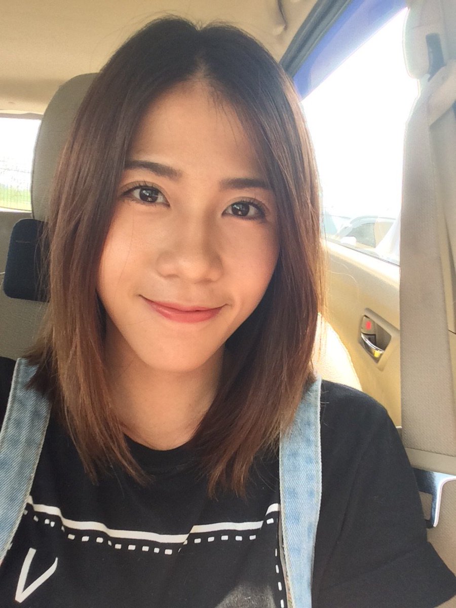 Selalu tersenyum. Karena senyummu adalah salah satu alasanku untuk bahagia😊 <a href="/gigigitch/">brigitta cynthia</a> <a href="/CiGiVoices/">CiGi Voices</a> #23thGigigitch