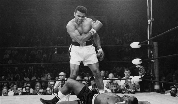 Nickelback's tweet photo. The greatest of all time. #champ https://t.co/OfIAyCur0J