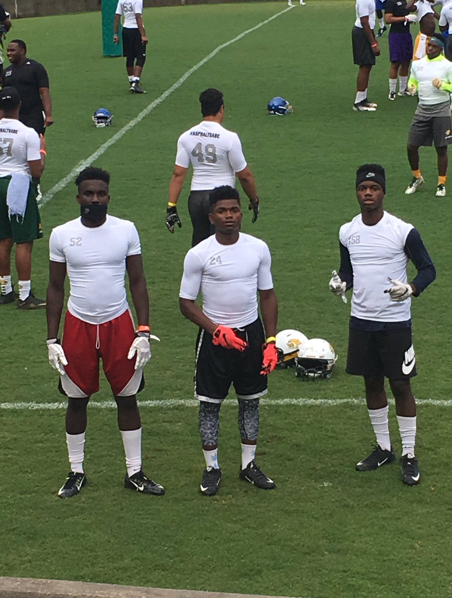 Geaux_Lyndon's tweet photo. That Prep held it down💂🏽🤘🏽 #BagChasers https://t.co/oIvaaPdE16