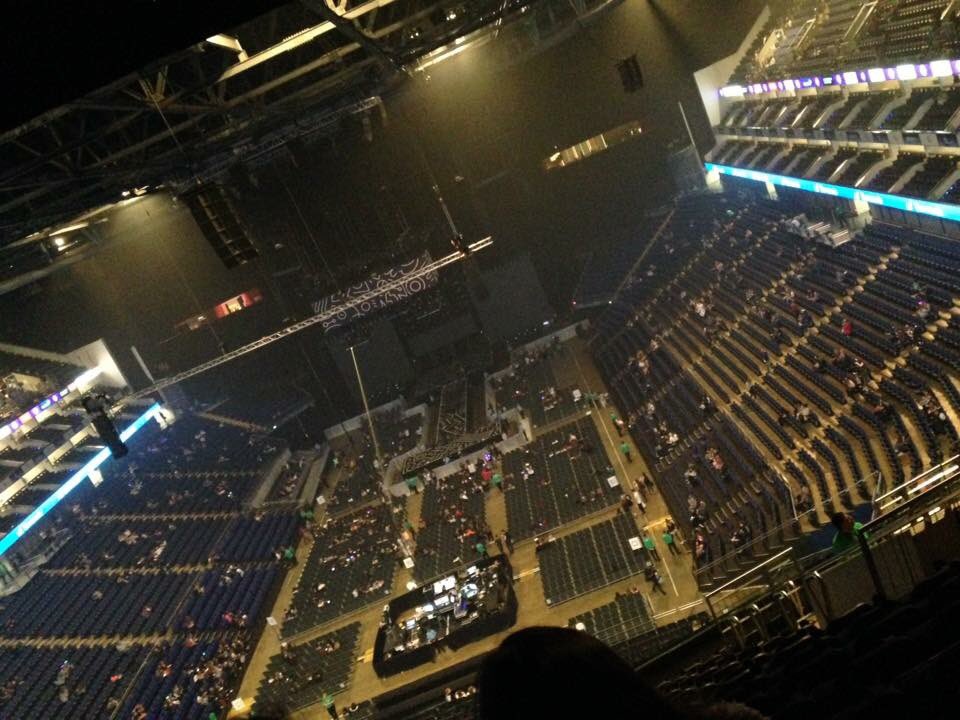 1Dbestcrowds's tweet photo. OTRA London 
before and after https://t.co/3ybLGft1Hp
