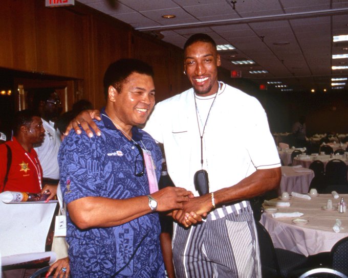 View image on Twitter