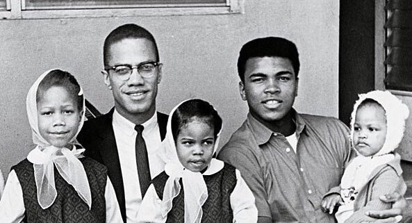 adnansvirk's tweet photo. Two icons. Malcolm X and #MuhammadAli https://t.co/GzbavxiiNl