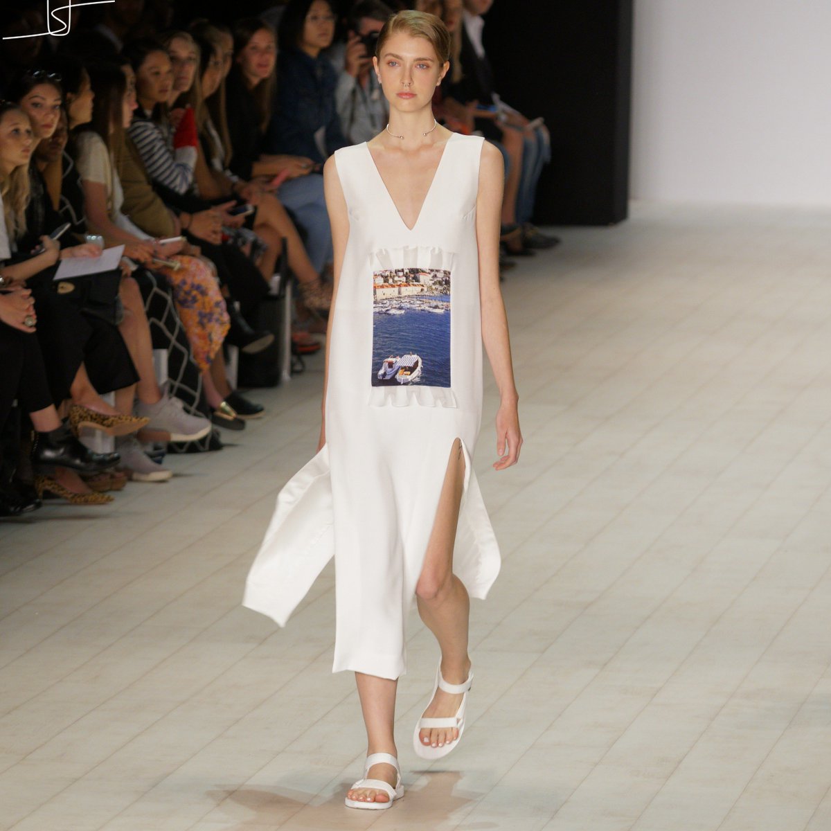 thomas_k_su's tweet photo. @KarlaSpetic runway photos are up on the website. https://t.co/poWGQH0ATh #karlaspetic #fashionweek https://t.co/DYtBnZpJj8