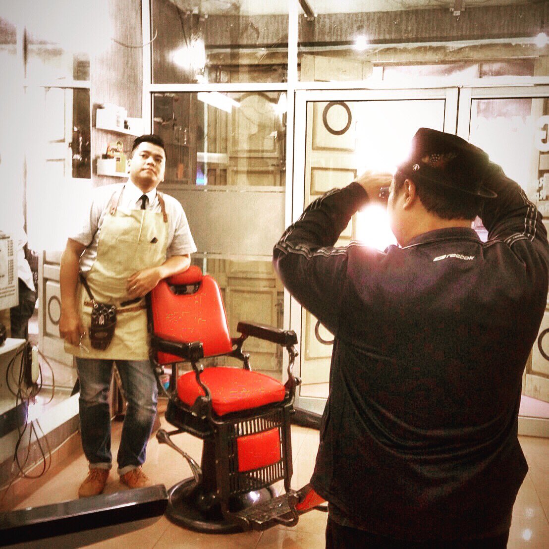 devdansalon's tweet image. #barbershop #barbershopconnect #medanstyle #barbershopmedan #barberlife