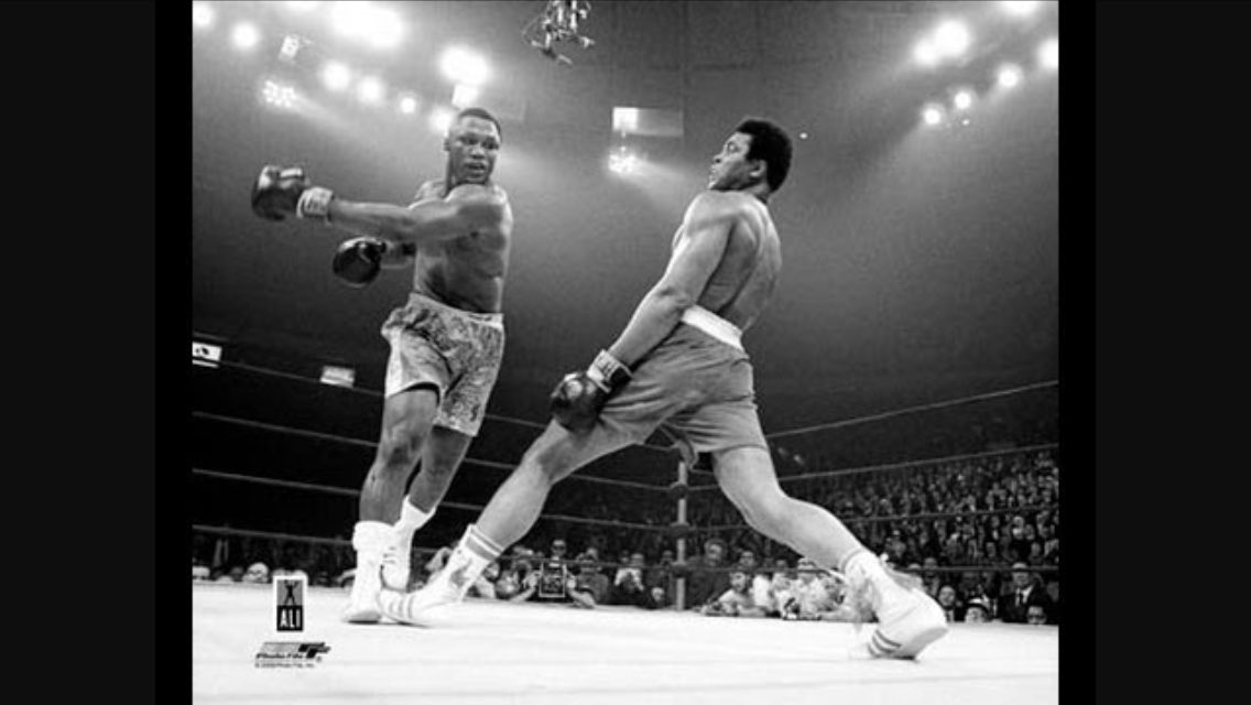 SamirAheen's tweet photo. Can't forget the fight of the century, one hell of a fight this was. RIP to both https://t.co/XxhTHWZqW6