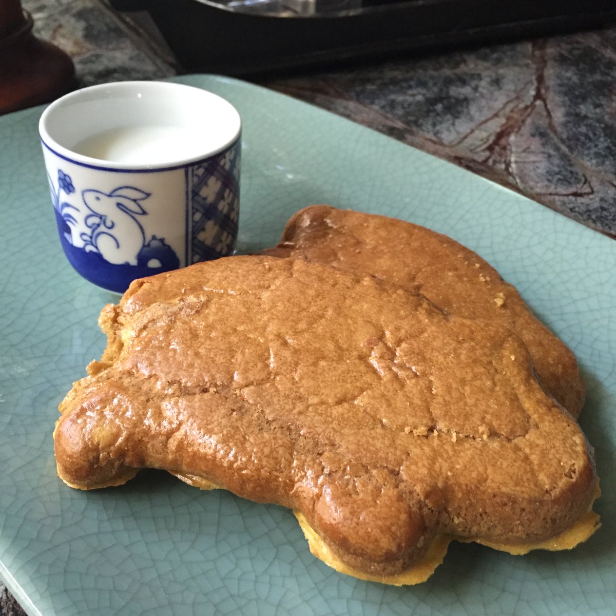 soniafarace's tweet photo. I can't say no to #cochitos + milk for an ideal midnight snack =) #panaderiamexicana #mexicanbakery https://t.co/U8YE6TACda